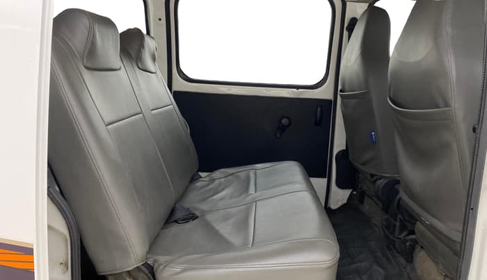 2022 Maruti Eeco 7 STR STD(O), Petrol, Manual, 51,506 km, Right Side Rear Door Cabin
