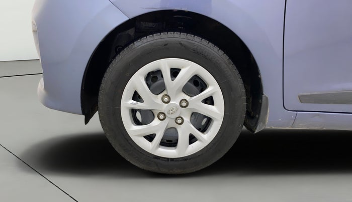 2017 Hyundai Grand i10 SPORTZ (O) 1.2 KAPPA VTVT, Petrol, Manual, 69,671 km, Left Front Wheel