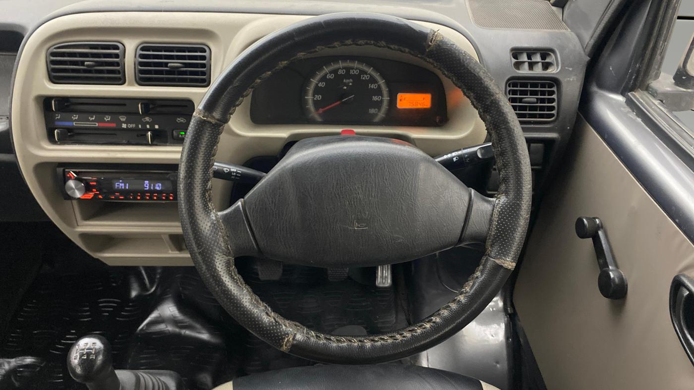 2018 Maruti Eeco 5 STR WITH A/C+HTR, Petrol, Manual, 75,826 km, Steering Wheel Close Up