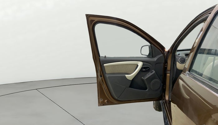 2012 Renault Duster 85 PS RXL DIESEL, Diesel, Manual, 99,303 km, LHS Front Door