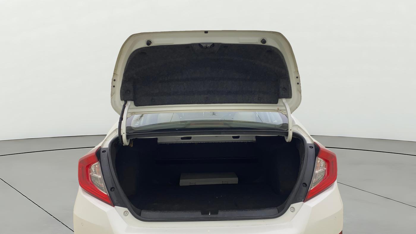 2019 Honda Civic 1.8L I-VTEC ZX CVT, Petrol, Automatic, 86,549 km, Boot Door Open