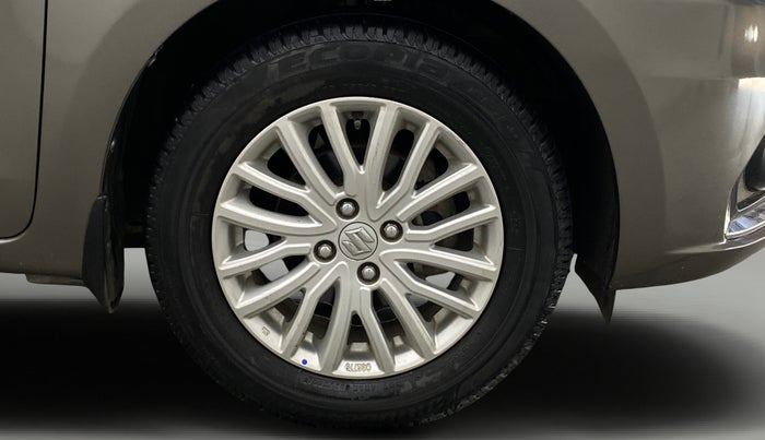 2020 Maruti Dzire ZXI, Petrol, Manual, 41,916 km, Right Front Wheel