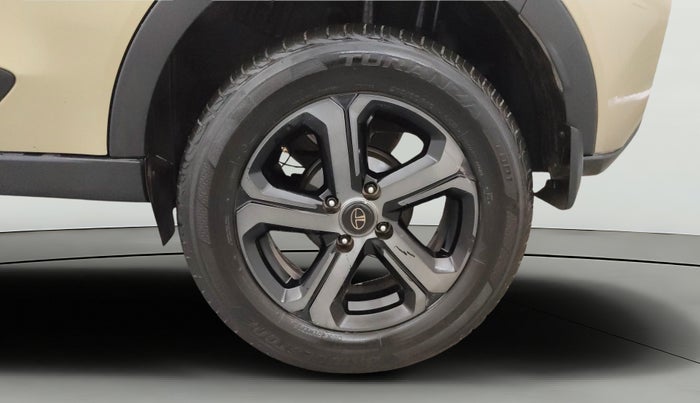 2022 Tata NEXON XZA PLUS (PREMIUM) KAZIRANGA PETROL, Petrol, Automatic, 52,830 km, Left Rear Wheel