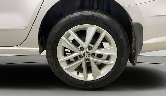 2019 Skoda Rapid STYLE 1.5 TDI AT, Diesel, Automatic, 95,582 km, Left Rear Wheel