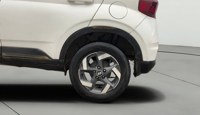 2020 Hyundai VENUE SX 1.0 TURBO, Petrol, Manual, 66,219 km, Left Rear Wheel