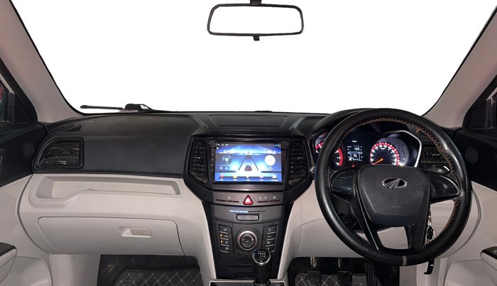 2020 Mahindra XUV300 W4 1.2 PETROL, Petrol, Manual, 76,769 km, Dashboard