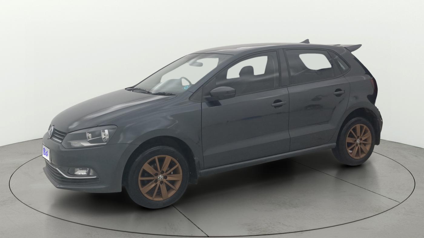 2017 Volkswagen Polo HIGHLINE1.2L, Petrol, Manual, 60,595 km, Left Front Diagonal