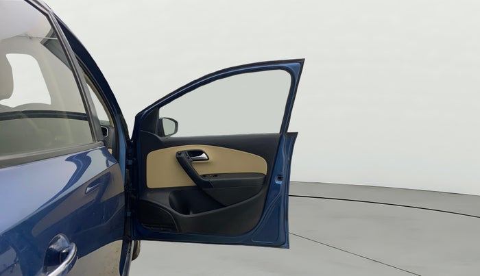 2016 Volkswagen Ameo HIGHLINE1.2L, Petrol, Manual, 50,541 km, RHS Front Door