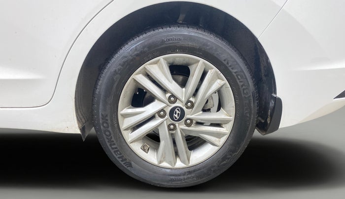 2020 Hyundai New Elantra 2.0 SX(O) AT PETROL, Petrol, Automatic, 50,981 km, Left Rear Wheel