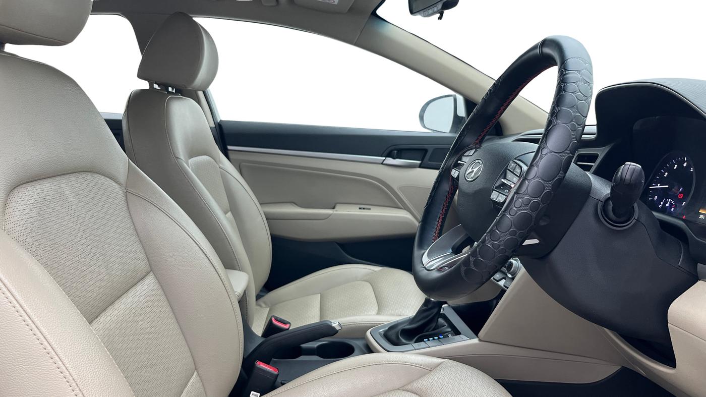 2019 Hyundai New Elantra 2.0 SX(O) AT PETROL, Petrol, Automatic, 56,206 km, Right Side Front Door Cabin