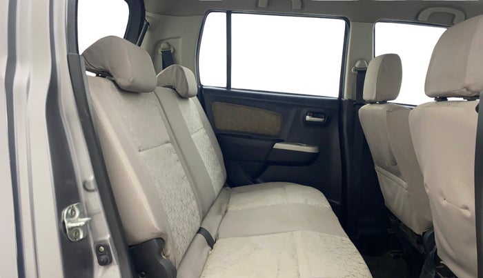 2013 Maruti Wagon R 1.0 VXI, Petrol, Manual, 79,744 km, Right Side Rear Door Cabin