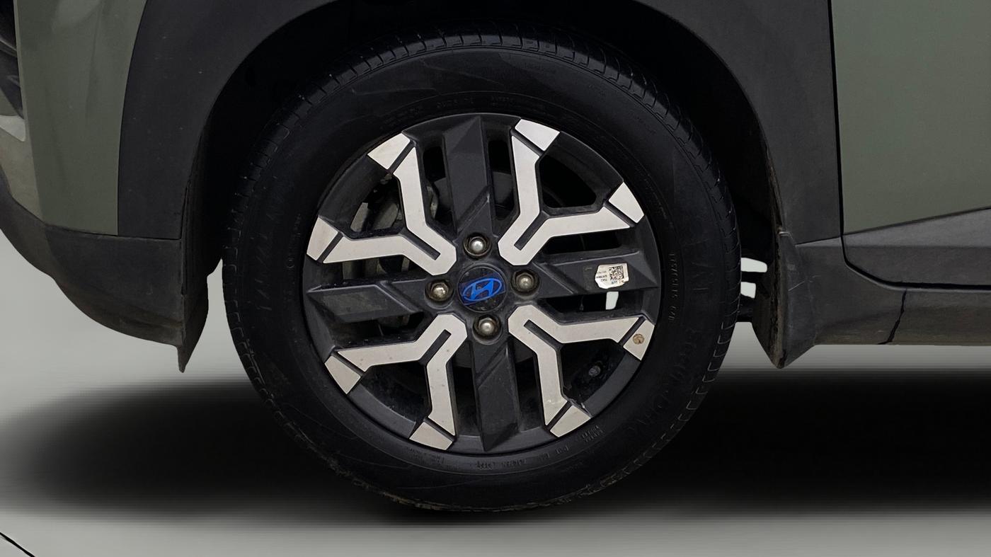 2023 Hyundai EXTER SX(O) CONNECT 1.2 AMT DUAL TONE, Petrol, Automatic, 17,312 km, Left Front Wheel
