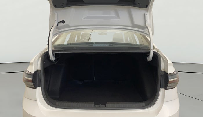 2024 Volkswagen VIRTUS TOPLINE TSI 1.0 AT, Petrol, Automatic, 6,586 km, Boot Open Zoomed View