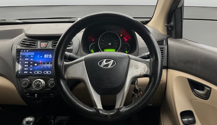 2014 Hyundai Eon SPORTZ, Petrol, Manual, 68,433 km, Steering Wheel Close Up