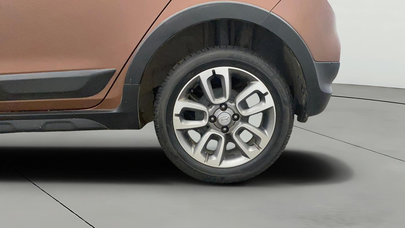2017 Hyundai i20 Active 1.2 SX, Petrol, Manual, 92,012 km, Left Rear Wheel