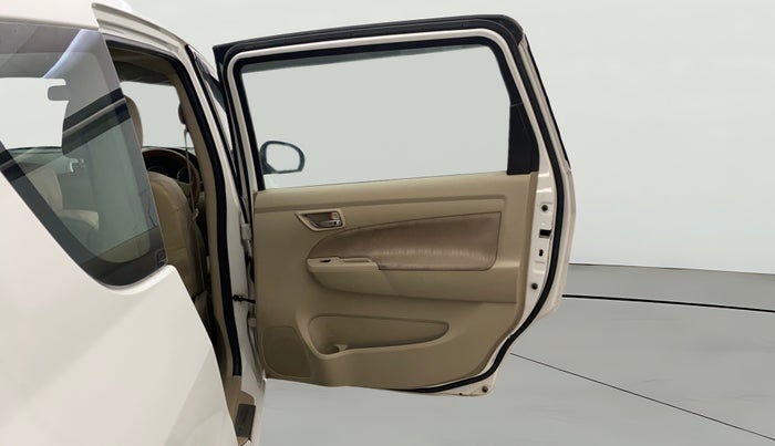 2015 Maruti Ertiga ZXI, Petrol, Manual, 96,665 km, RHS Rear Door