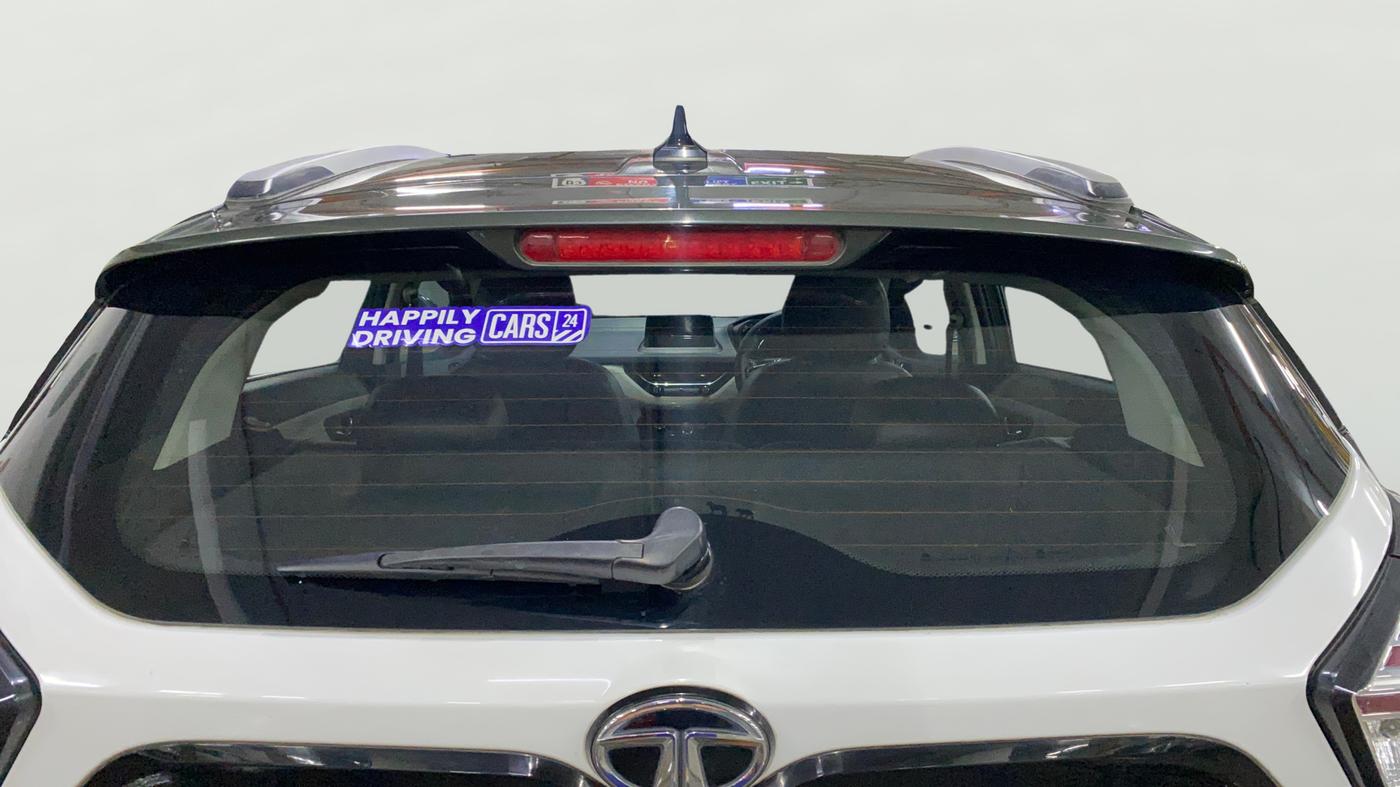 2020 Tata NEXON XZA PLUS DIESEL, Diesel, Automatic, 73,309 km, Rear Windshield