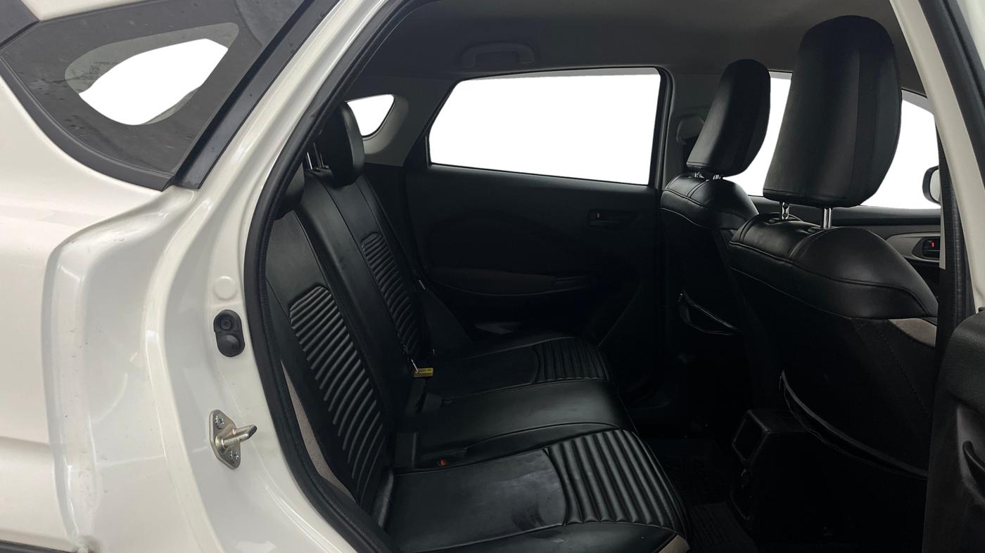 2024 Maruti FRONX DELTA PLUS 1.2L AGS, Petrol, Automatic, 25,197 km, Right Side Rear Door Cabin