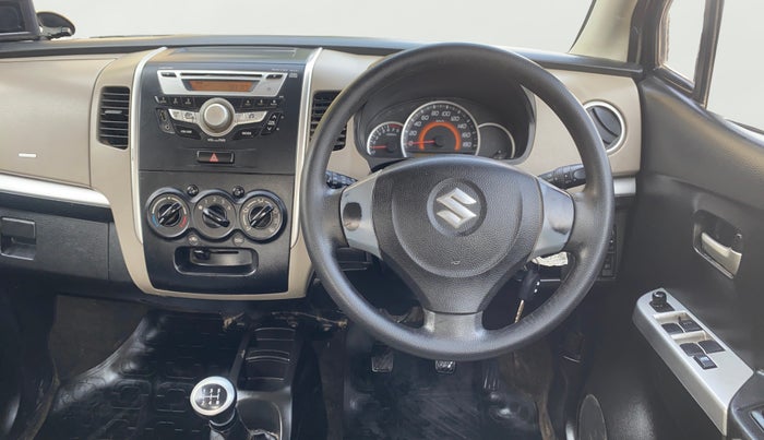 2014 Maruti Wagon R 1.0 VXI, Petrol, Manual, 74,074 km, Steering Wheel Close Up