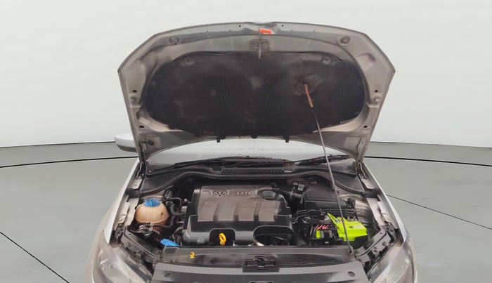 2013 Volkswagen Vento HIGHLINE DIESEL 1.6, Diesel, Manual, 85,883 km, Open Bonet