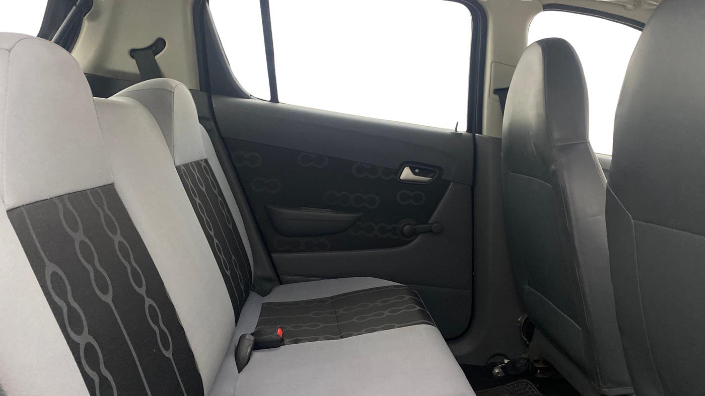 2015 Maruti Alto 800 VXI, Petrol, Manual, 36,131 km, Right Side Rear Door Cabin