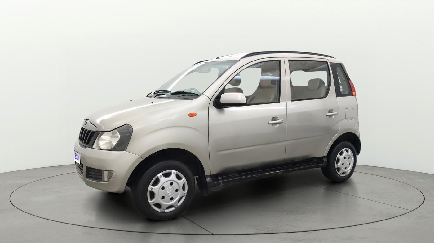 2014 Mahindra Quanto C6, Diesel, Manual, 1,06,601 km, Left Front Diagonal