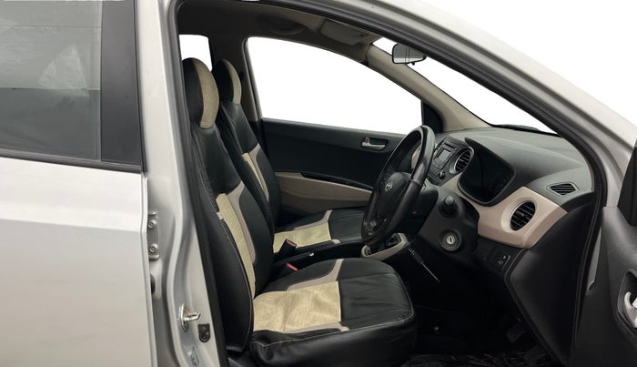 2015 Hyundai Xcent S 1.2, Petrol, Manual, 71,547 km, Right Side Front Door Cabin