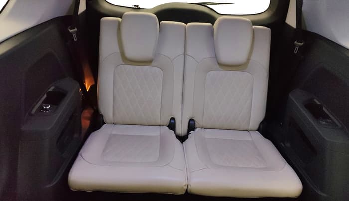 2022 Tata Safari XZA PLUS GOLD, Diesel, Automatic, 43,702 km, Third Seat Row ( optional )