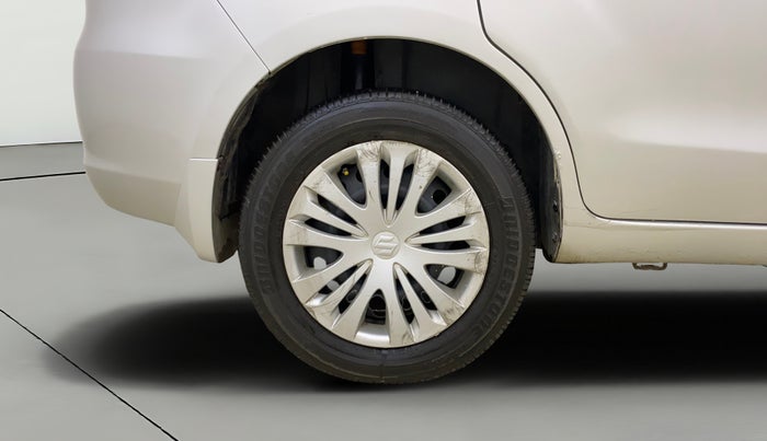 2015 Maruti Ertiga VXI CNG, CNG, Manual, 98,409 km, Right Rear Wheel