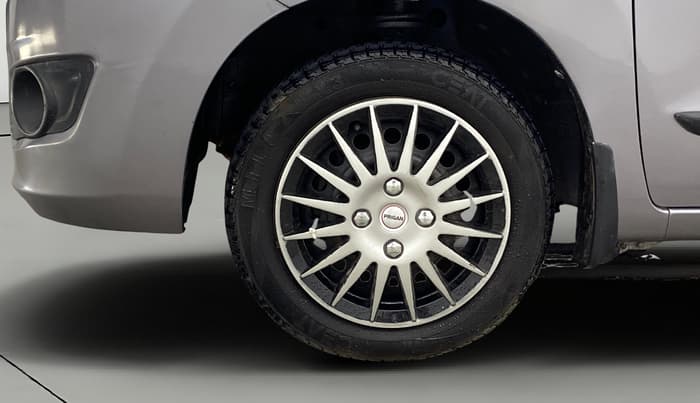 2016 Maruti Wagon R 1.0 VXI, Petrol, Manual, 15,256 km, Left Front Wheel