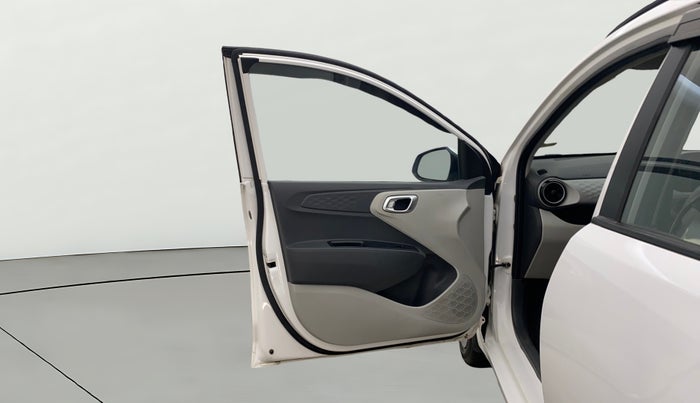 2023 Hyundai GRAND I10 NIOS SPORTZ 1.2 KAPPA VTVT CNG, CNG, Manual, 45,095 km, LHS Front Door