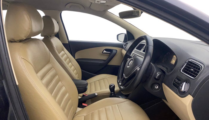 2016 Volkswagen Ameo HIGHLINE1.2L, Petrol, Manual, 75,233 km, Right Side Front Door Cabin