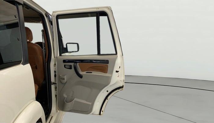 2022 Mahindra Scorpio S5, Diesel, Manual, 66,339 km, RHS Rear Door