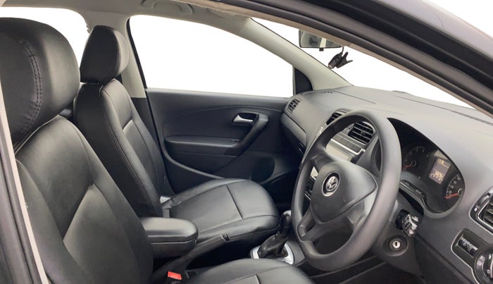 2021 Volkswagen Polo COMFORTLINE 1.0L TSI AT, Petrol, Automatic, 62,247 km, Right Side Front Door Cabin