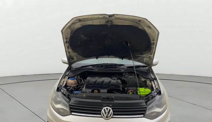 2017 Volkswagen Ameo COMFORTLINE 1.5 AT, Diesel, Automatic, 1,48,441 km, Open Bonet