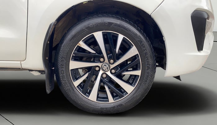 2022 Toyota Innova Crysta 2.4 ZX AT 7 STR, Diesel, Automatic, 86,716 km, Right Front Wheel
