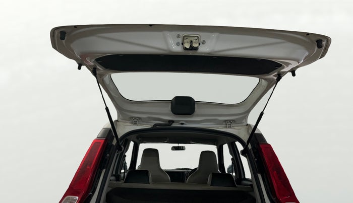 2020 Maruti New Wagon-R LXI CNG 1.0, CNG, Manual, 29,765 km, Boot Door Open