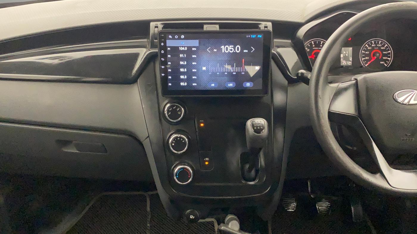 2020 Mahindra KUV 100 NXT K2+ P 6 STR, Petrol, Manual, 25,706 km, Air Conditioner