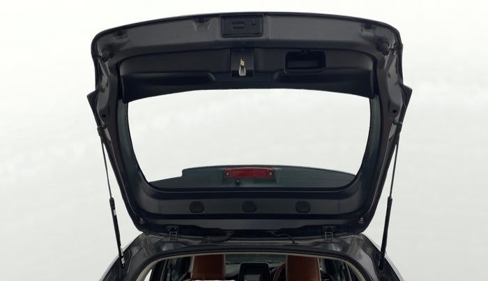 2023 Toyota Glanza G AMT, Petrol, Automatic, 48,027 km, Boot Door Open