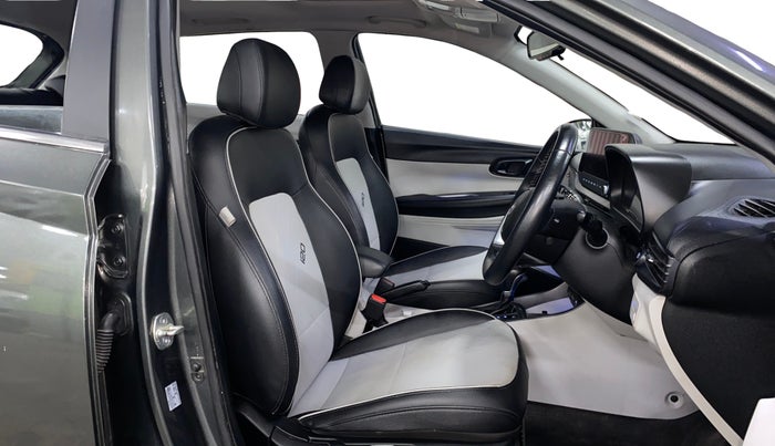 2023 Hyundai NEW I20 ASTA (O) 1.2 IVT, Petrol, Automatic, 8,615 km, Right Side Front Door Cabin