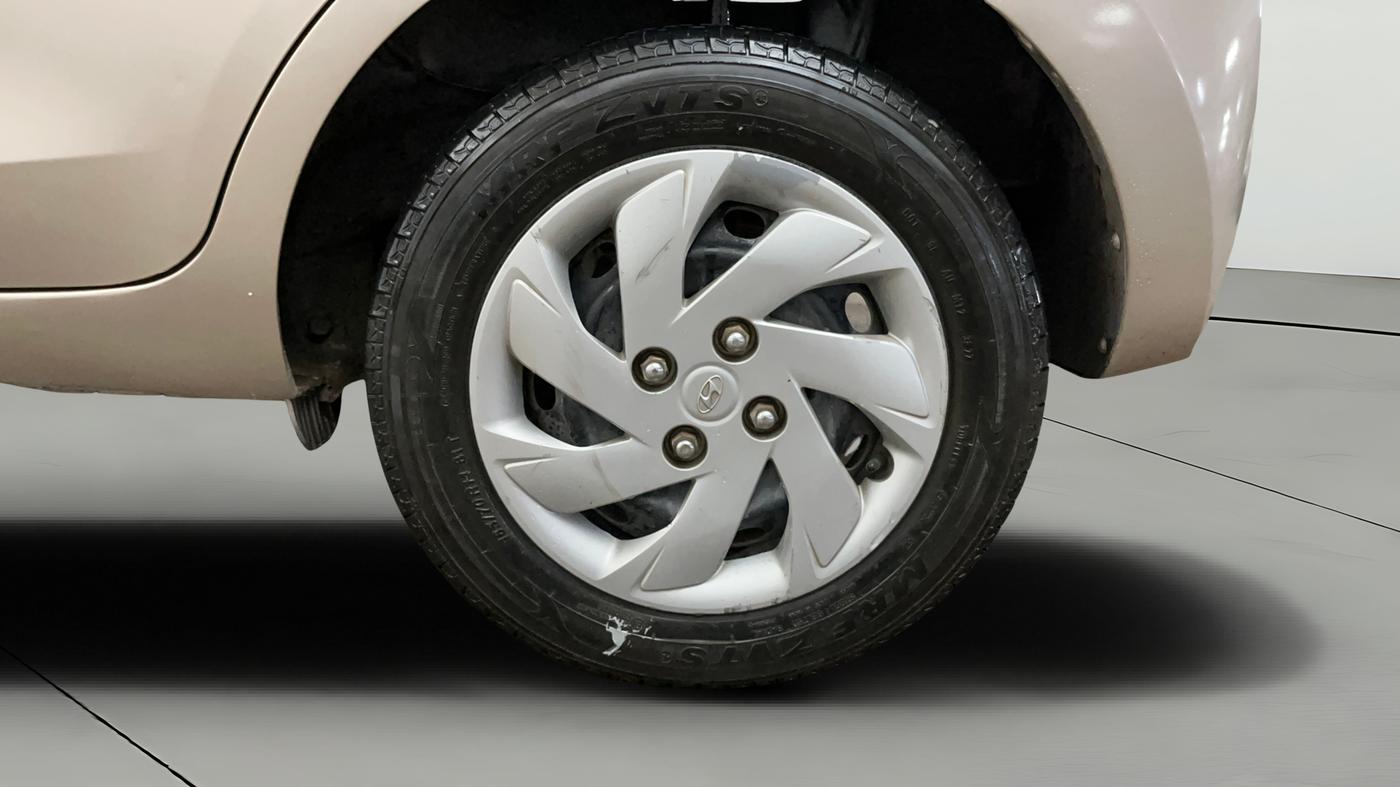 2019 Hyundai NEW SANTRO SPORTZ CNG, CNG, Manual, 88,433 km, Left Rear Wheel