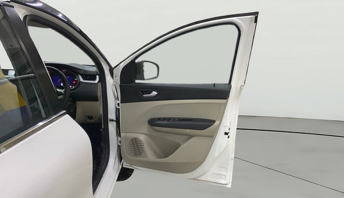 2024 Renault TRIBER RXZ, Petrol, Manual, 41,708 km, RHS Front Door