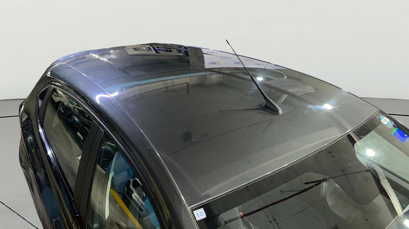 2023 Tata ALTROZ XZ PETROL, Petrol, Manual, 2,818 km, Roof