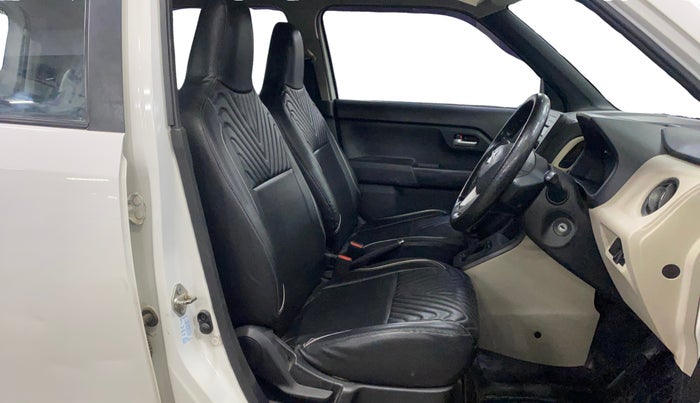 2019 Maruti New Wagon-R VXI 1.2, Petrol, Manual, 41,108 km, Right Side Front Door Cabin