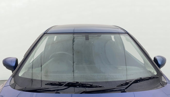 2017 Maruti Baleno ALPHA PETROL 1.2, Petrol, Manual, 78,601 km, Front Windshield