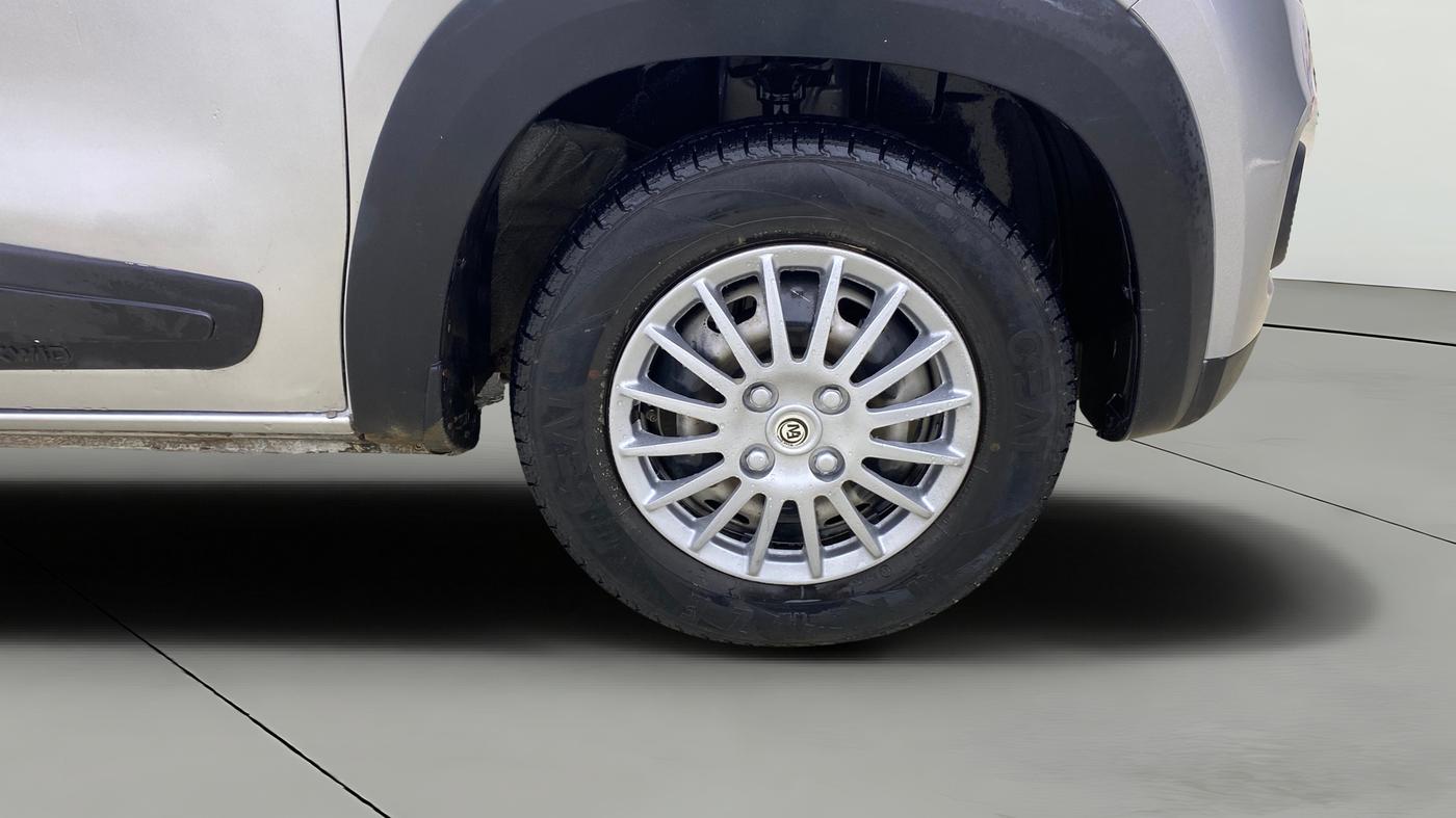 2019 Renault Kwid RXT 1.0 AMT (O), Petrol, Automatic, 35,531 km, Right Front Wheel