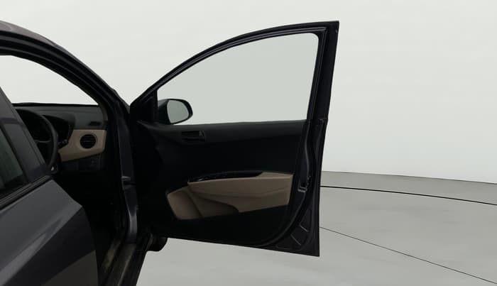 2018 Hyundai Grand i10 MAGNA AT 1.2 KAPPA VTVT, Petrol, Automatic, 29,891 km, RHS Front Door