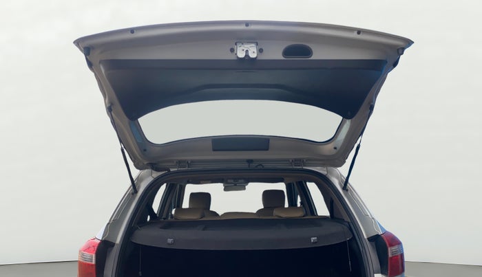 2017 Hyundai Creta SX PLUS 1.6 PETROL, Petrol, Manual, 1,29,390 km, Boot Door Open