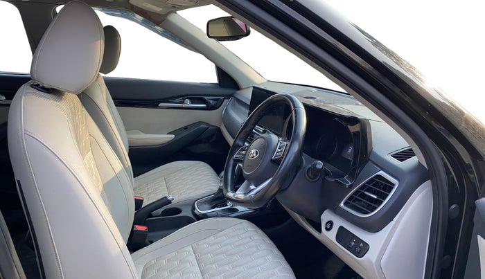 2020 KIA SELTOS HTX IVT 1.5 PETROL, Petrol, Automatic, 59,859 km, Right Side Front Door Cabin