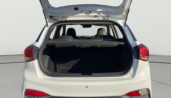 2018 Hyundai Elite i20 MAGNA EXECUTIVE 1.2, Petrol, Manual, 97,243 km, Boot Open Zoomed View